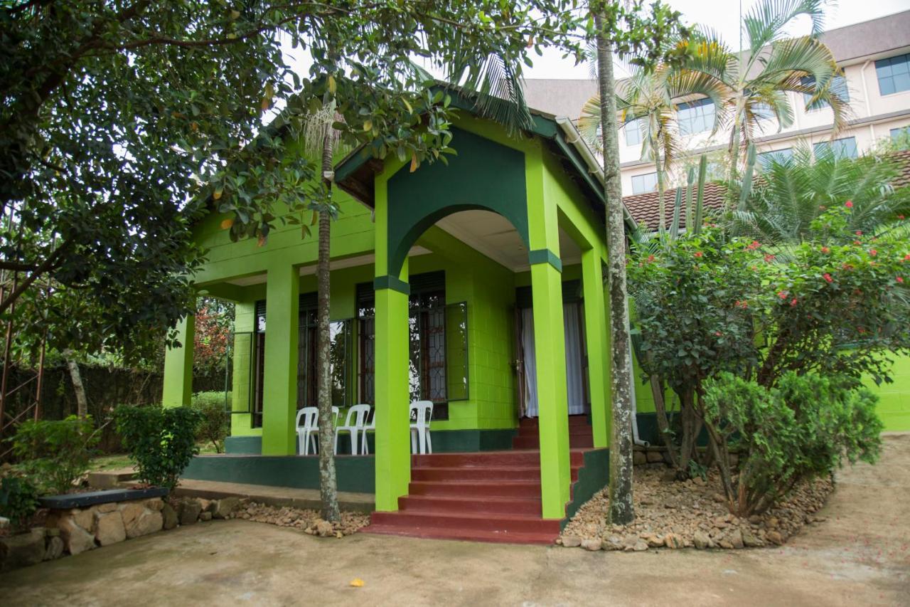 The Greenhouse Kampala Exterior foto
